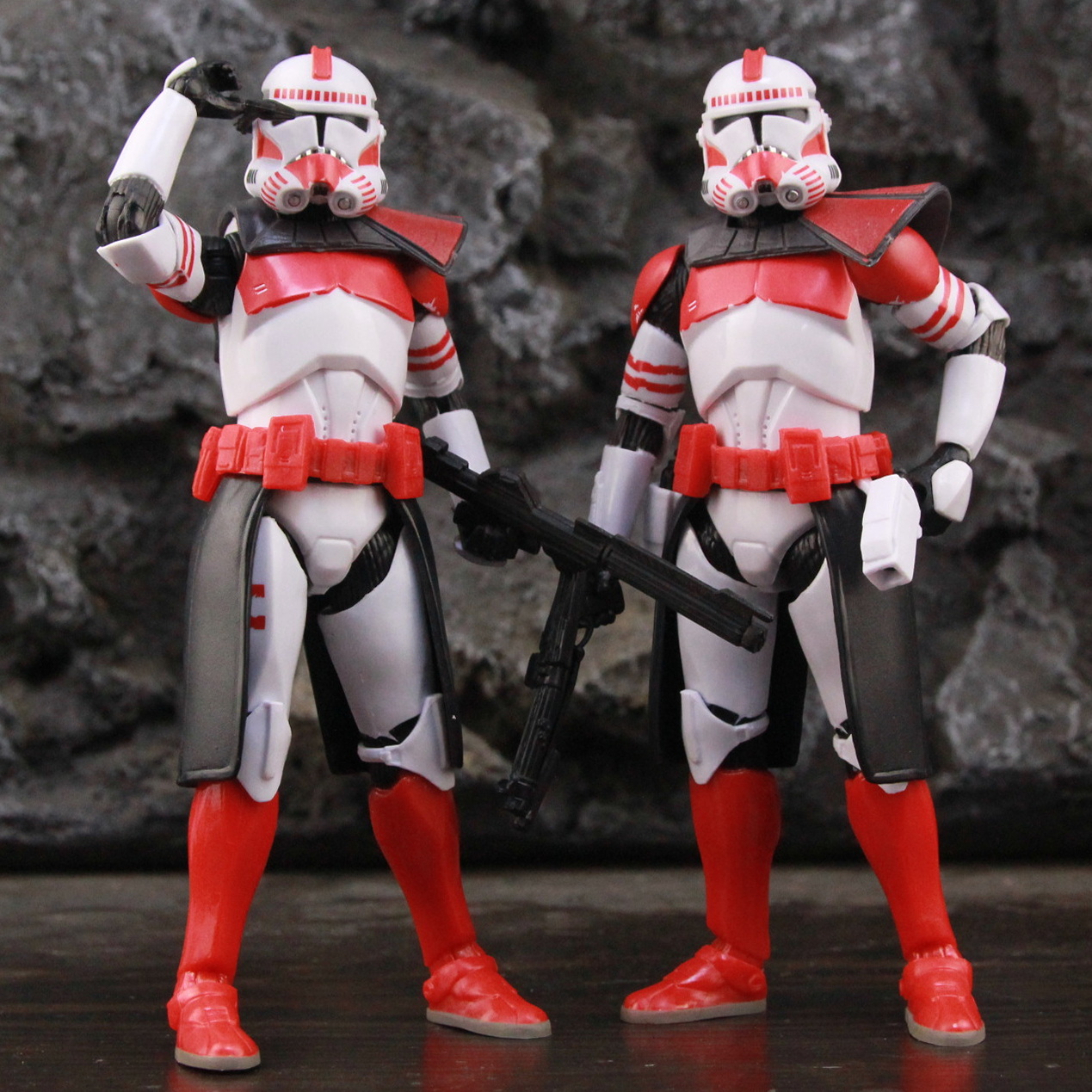 Ngôi Sao Cuộc Chiến Tranh Đế Q - đánh giá và giá Vintage Collection Star Wars