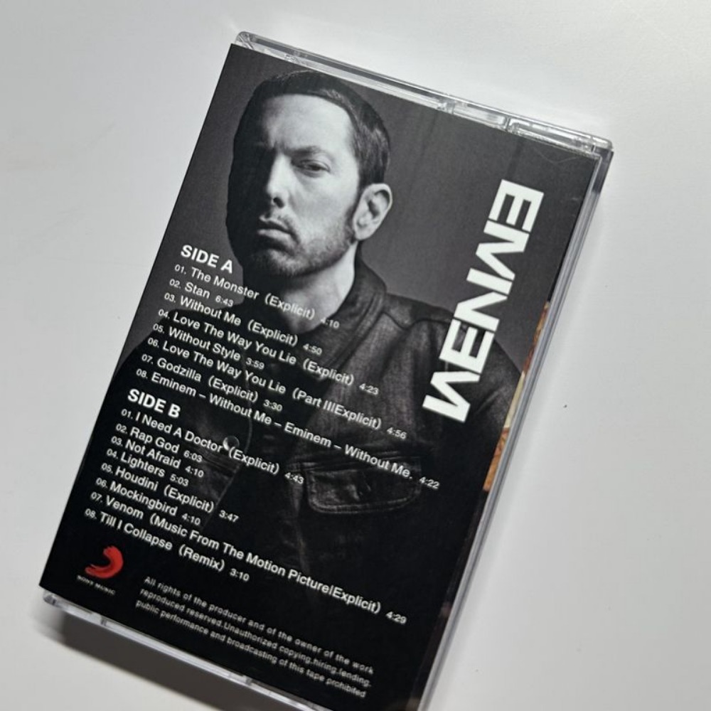 Brand New Sealed Cassette Tape - đánh giá và giá Vintage And Collectible Books