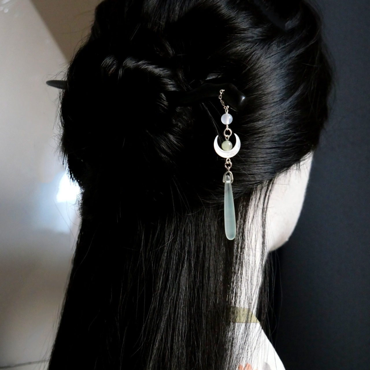 Traditional Wooden Black Hair  - đánh giá và giá Vintage Collectible Item
