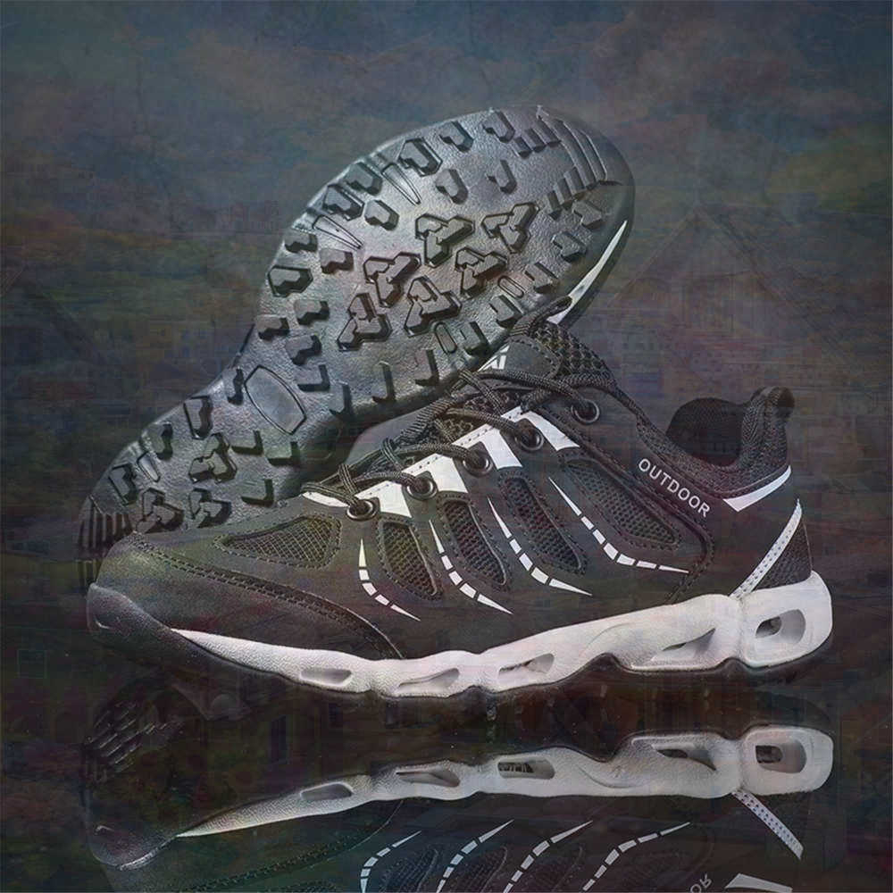 Sumer Round Tip Silver Sneaker - đánh giá và giá Vintage Collectible Shop