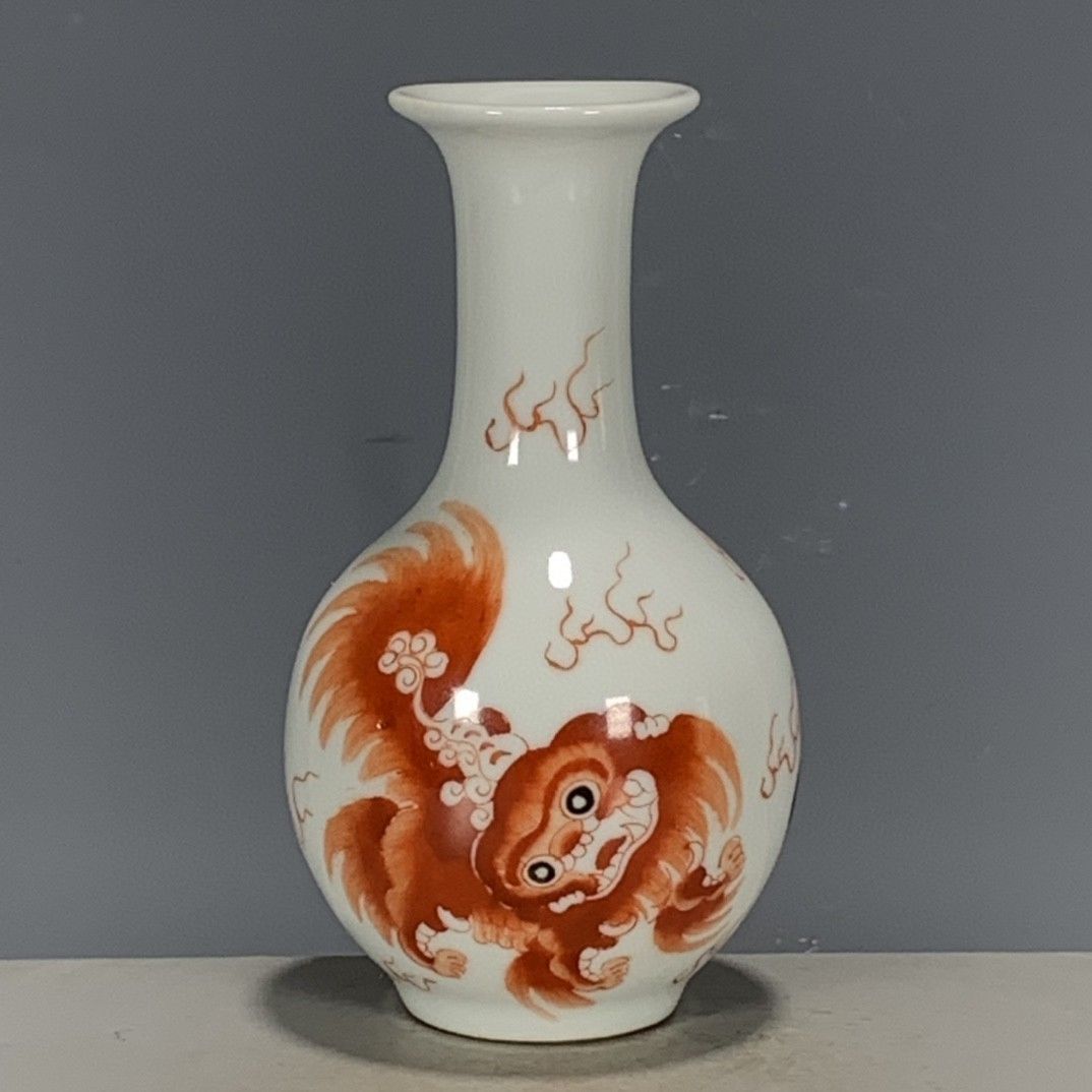 Vintage Chinese Wucai Iron Red - đánh giá và giá Vintage Collectible Pottery